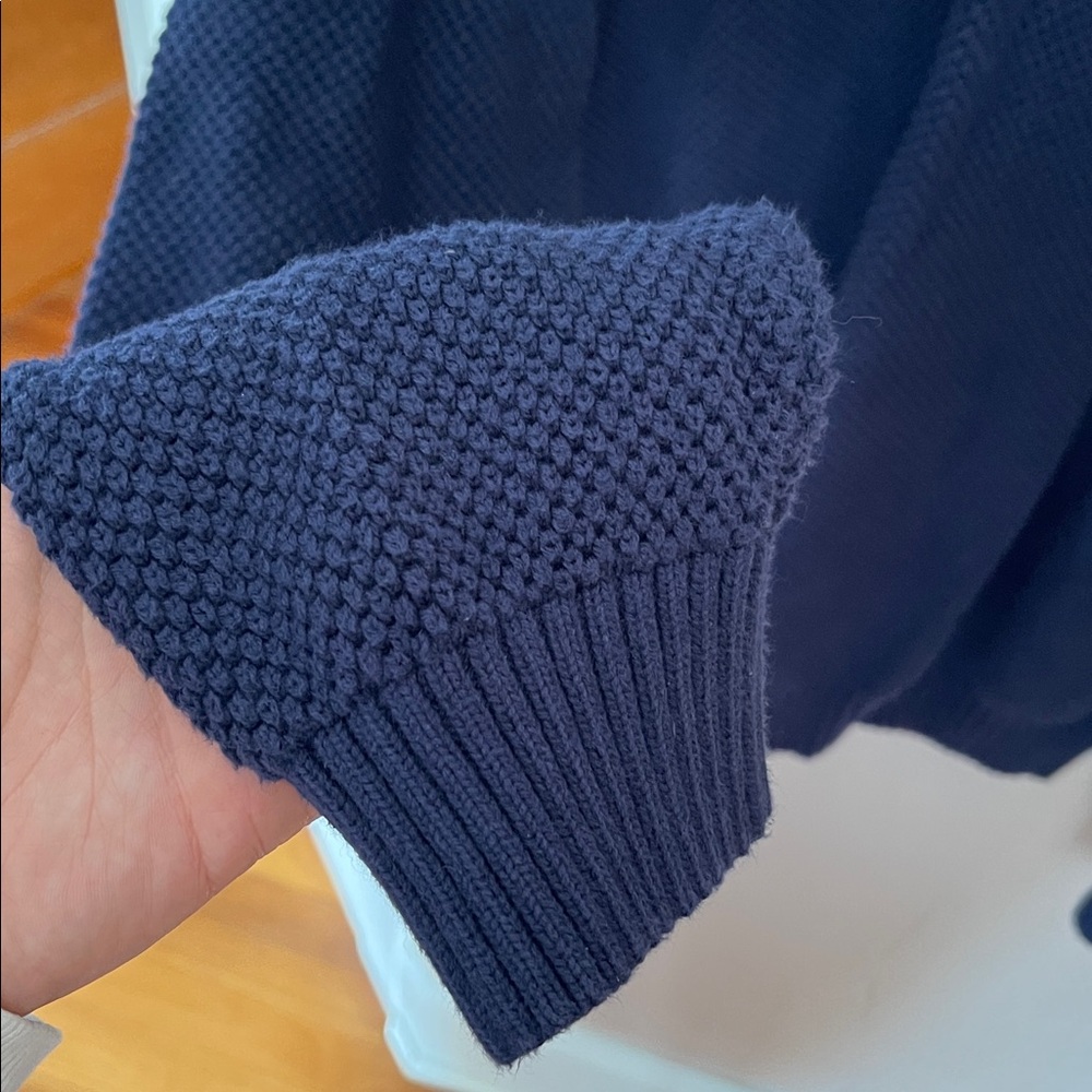 XL- IZOD Navy Textured V-Neck Button Pullover Sweater - Picture 4 of 9
